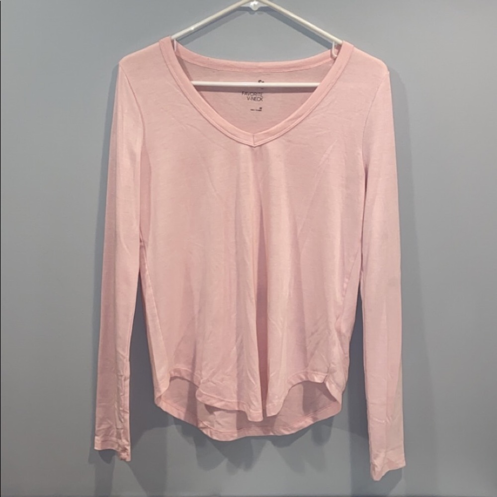 Like new long sleeve tee